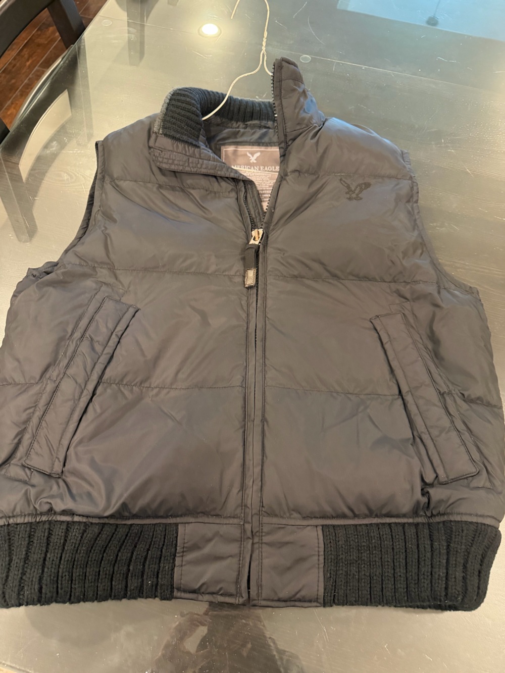 American Eagle Outfitters Black Quilted Puffer Vest L/G